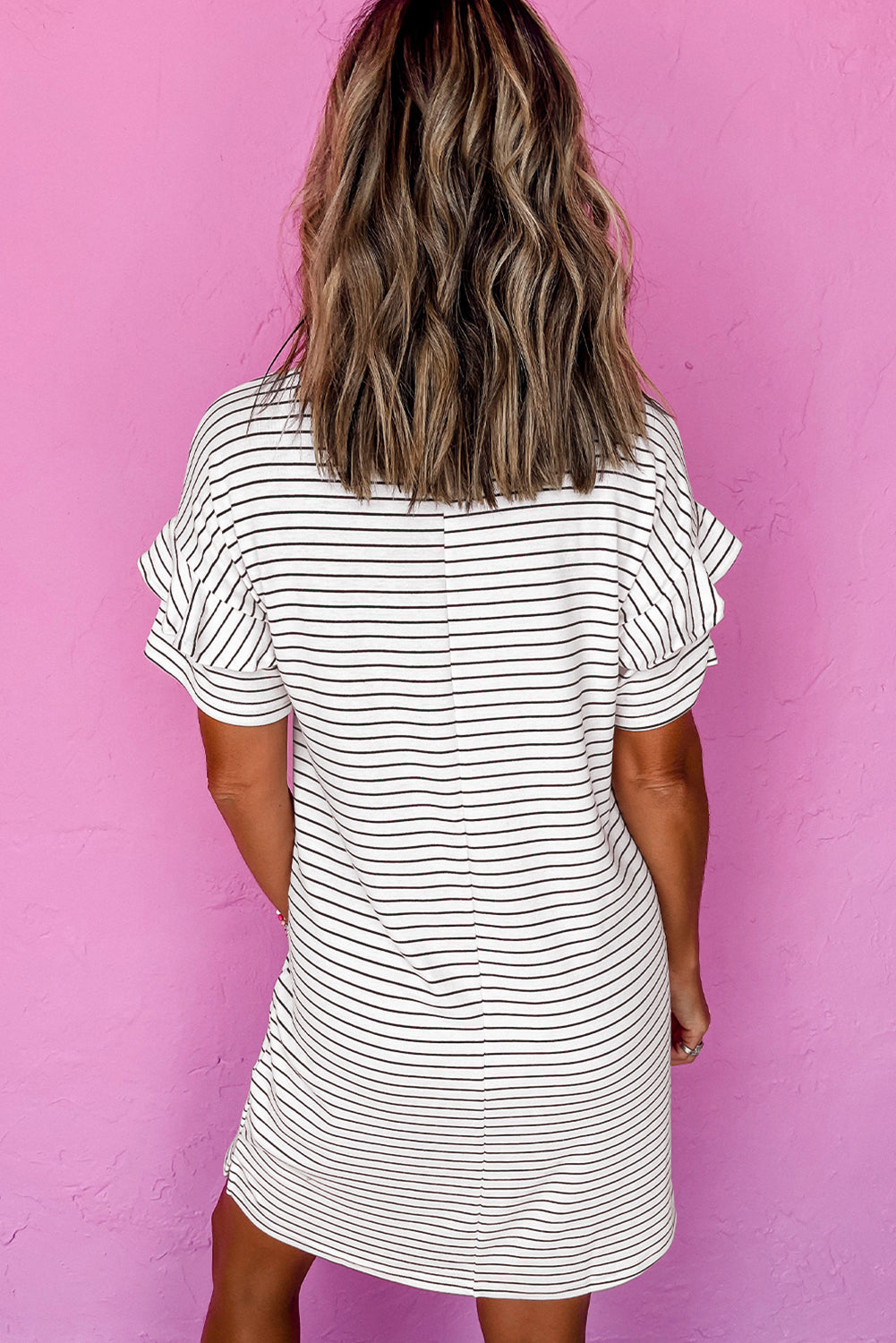 White Stripe Ruffled Short Sleeve Crew Neck T Shirt Shift Mini Dress W/ Pockets