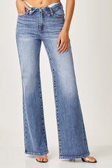 MID-RISE FLAP SLIM WIDE LEG JEANS