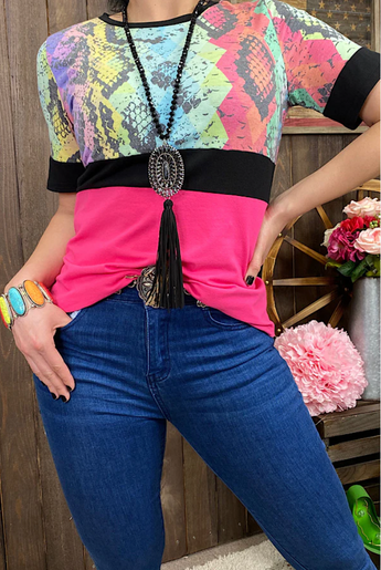 Fuchsia/black snake skin printed short sleeve top